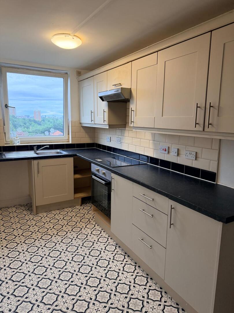 3 bed property in Jason Street, Liverpool